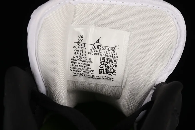 All categories Air Jordan Jordan series basketball shoes Air Jordan 1 Low Z version Air Jordan 1 Low AJ1 Joe 1 black orange green sports culture basketball shoes DJ6252-038